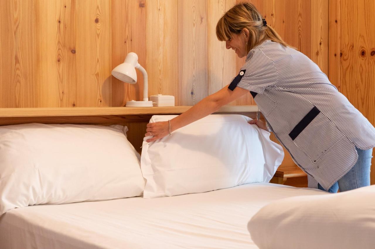 Hotel Meuble' Joli Breuil-Cervinia Exteriör bild